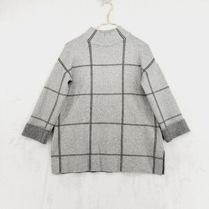 Tahari Modern Grey Checked Pullover with Mock Neck Cozy Sweater P6038